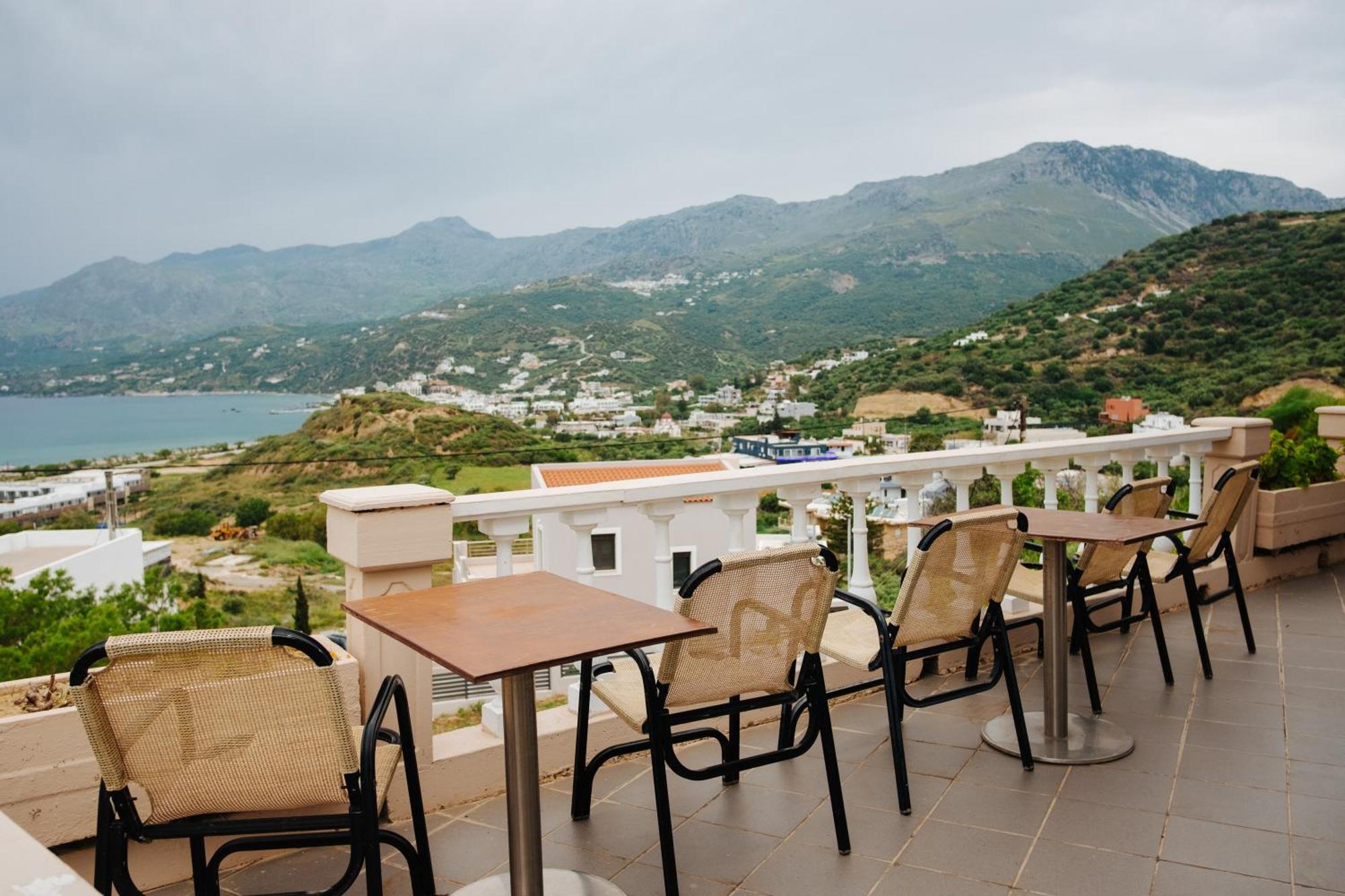 Finikas Apartments Plakias Exterior photo
